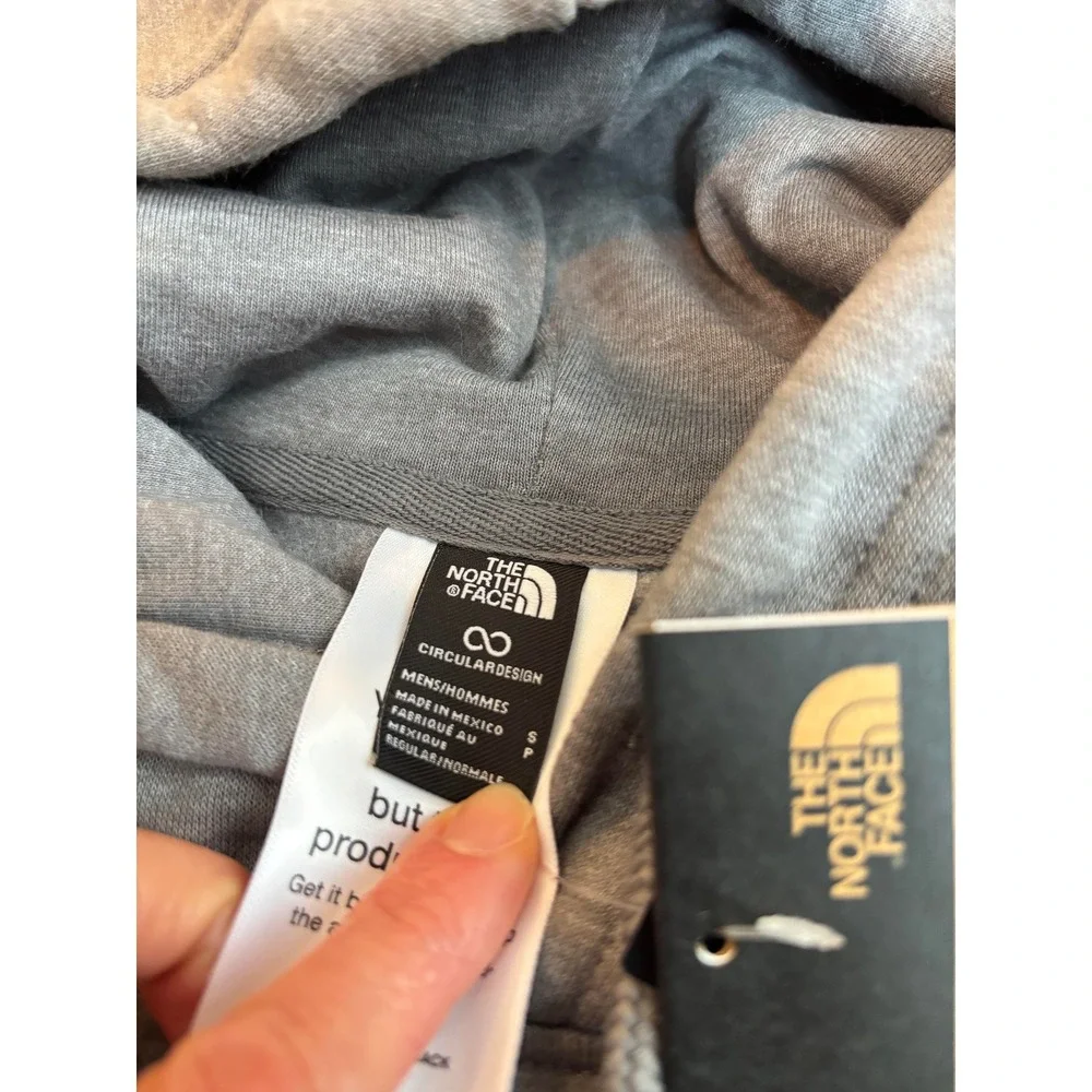The North Face Mens Half Dome Pullover Hoodie Grey Heather Sweatshirt Size Small